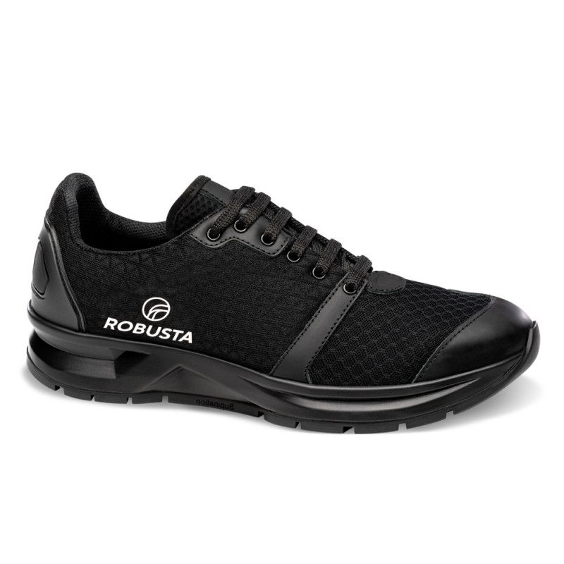 Zapato EXERGY BLACK Ref. 92440 de Robusta en tejido técnico negro con suela de caucho nitrilo antideslizante