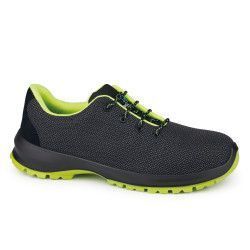 Zapato DIAMOND FLUOR S153 Ref. 92646 de Robusta en tejido técnico con recubrimiento PU y suela de poliuretano bidensidad fluor