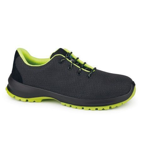 Zapato DIAMOND FLUOR S153 Ref. 92646 de Robusta en tejido técnico con recubrimiento PU y suela de poliuretano bidensidad fluor