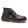 Bota de seguridad ROBLE Ref. 92002 de Robusta en piel flor vacuna negra con suela naranja antideslizante.